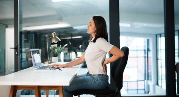 Gestes et postures liés au poste bureautique